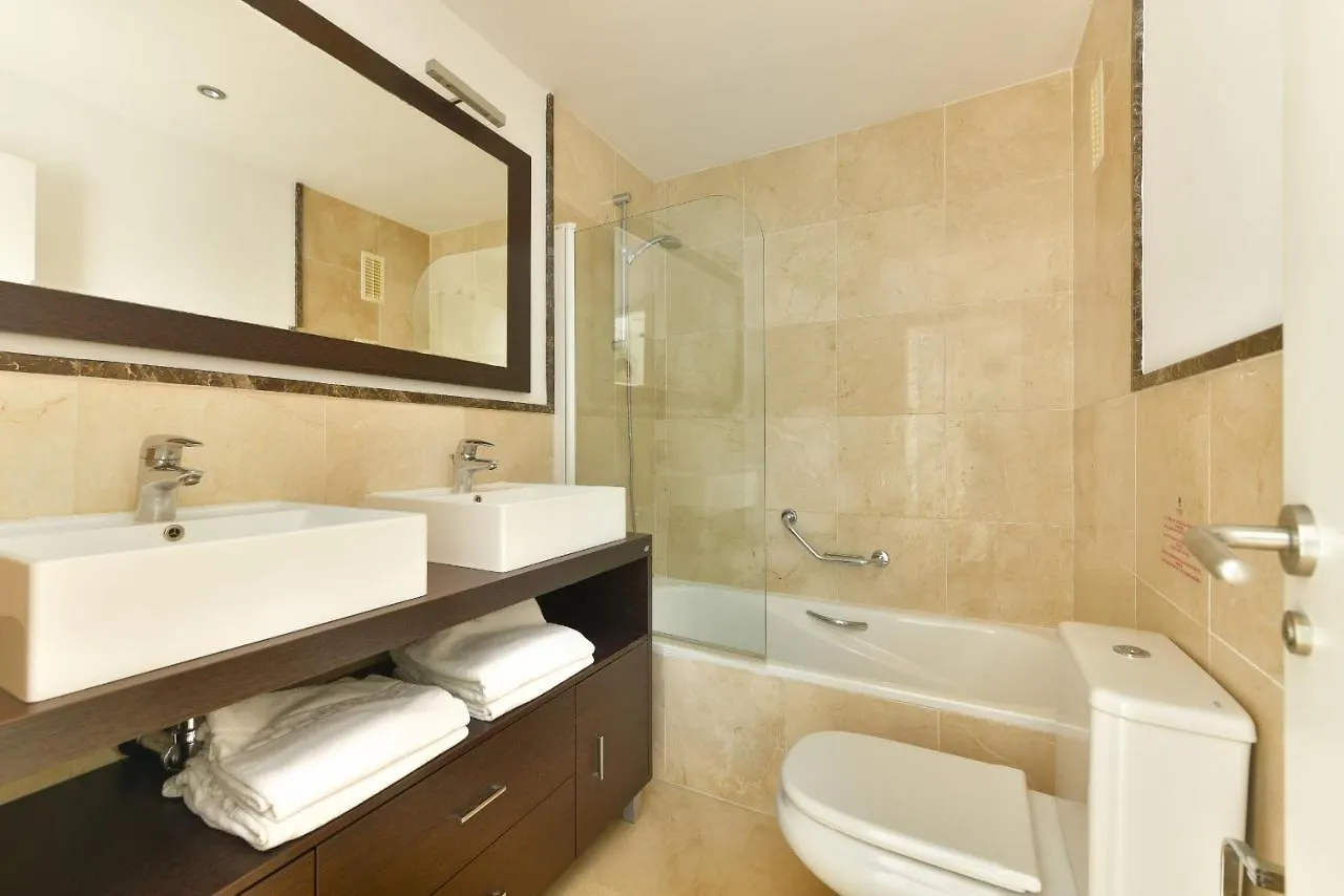 Exclusivo Apartamento De 2 Dormitorios Vista Mar Lateral Torrox